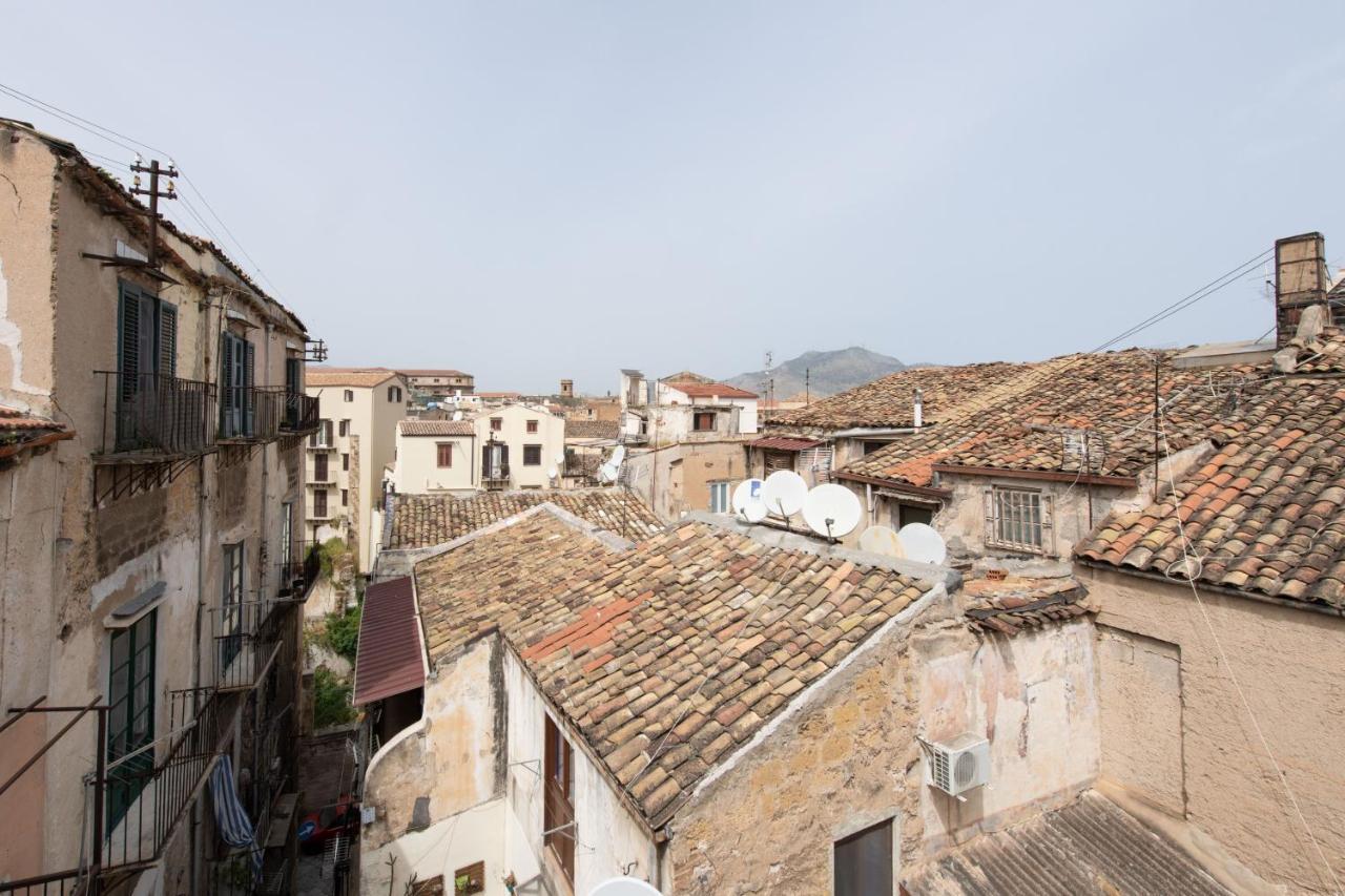 Vittorio Emanuele Apartment With Terrace By Wonderful Italy Palermo Eksteriør billede